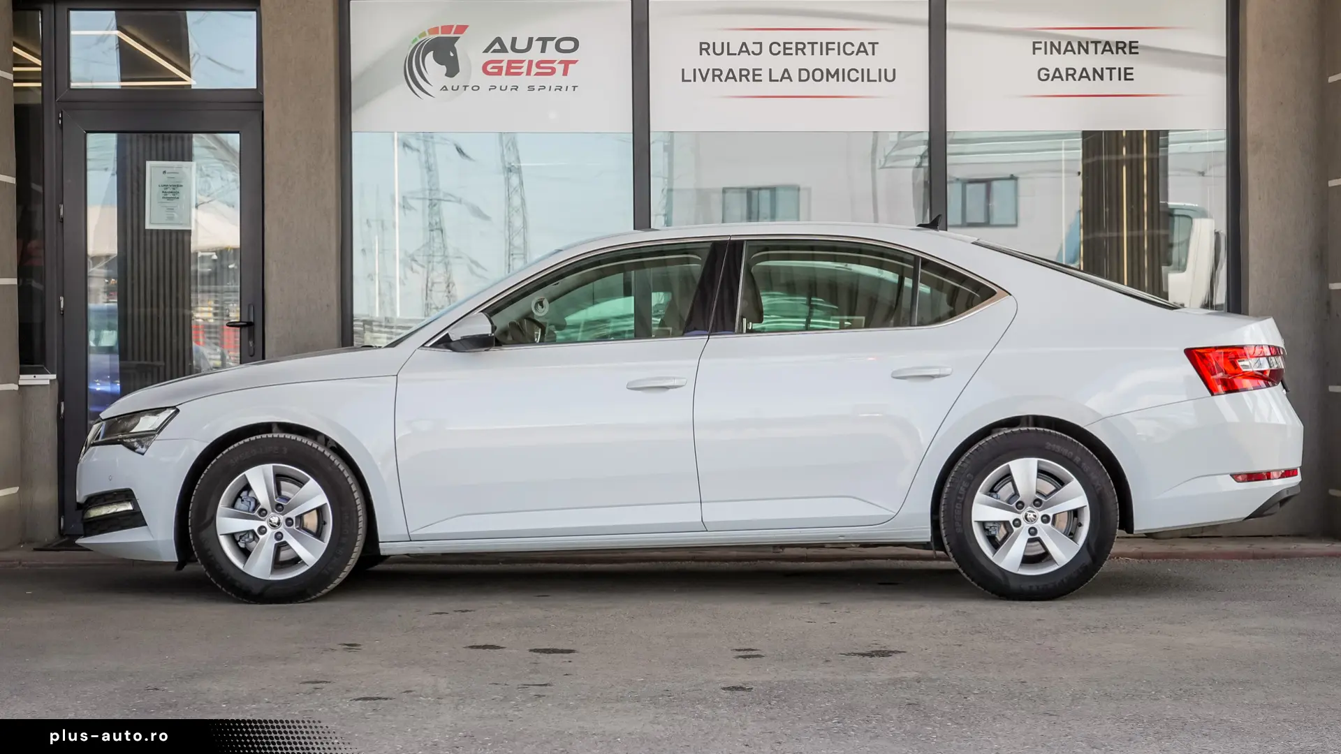 SKODA Superb 2022 — imagine 3