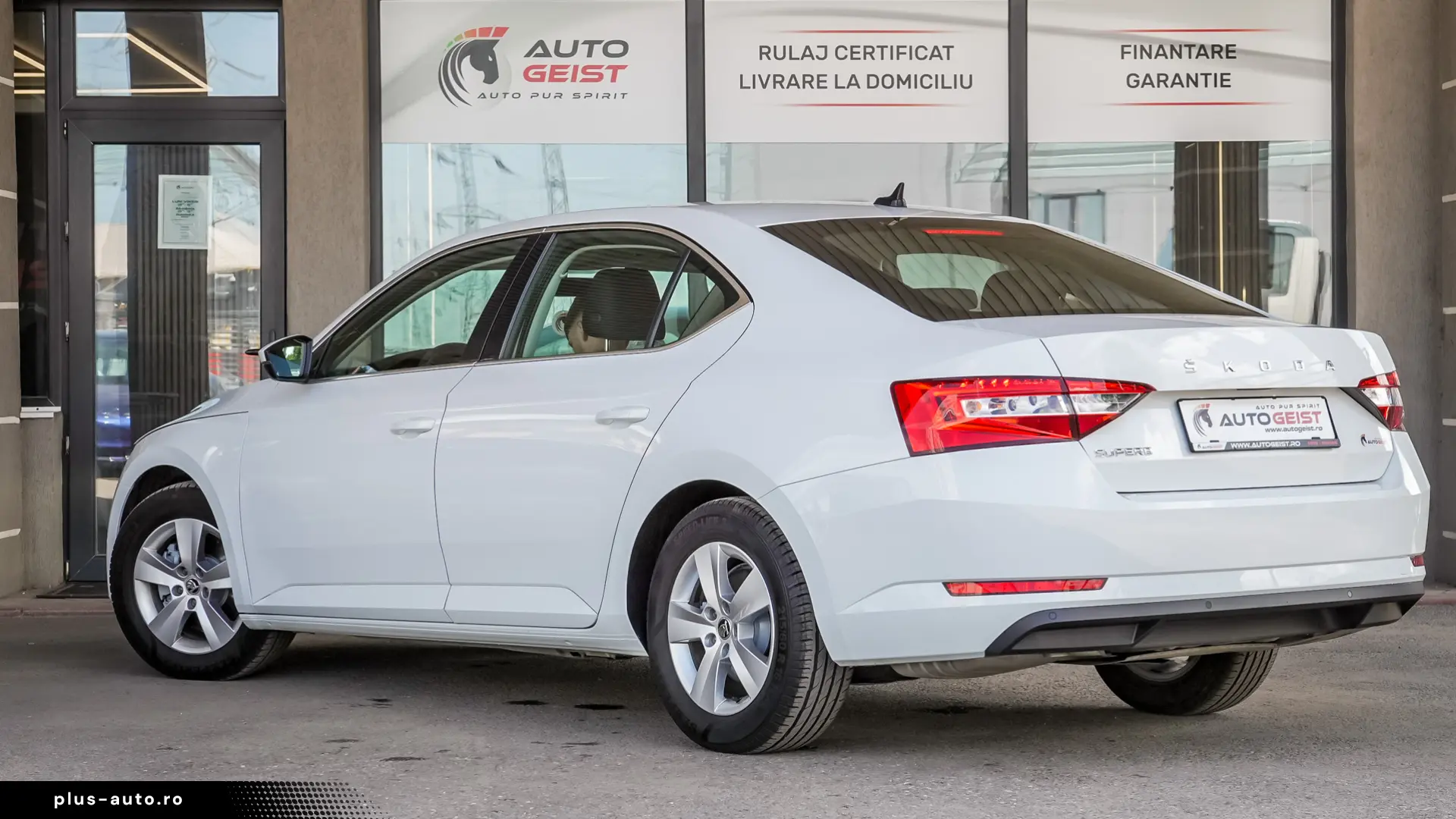 SKODA Superb 2022 — imagine 4