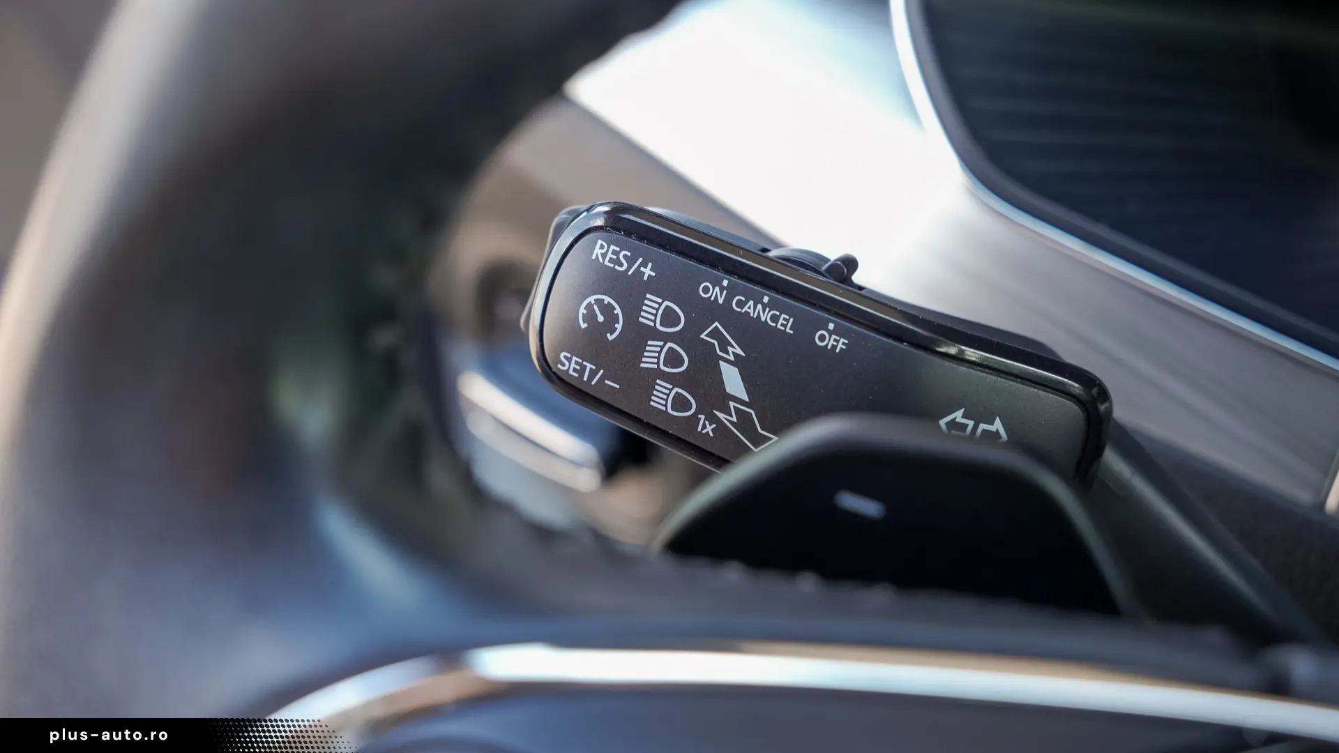 SKODA Superb 2022 — imagine 22