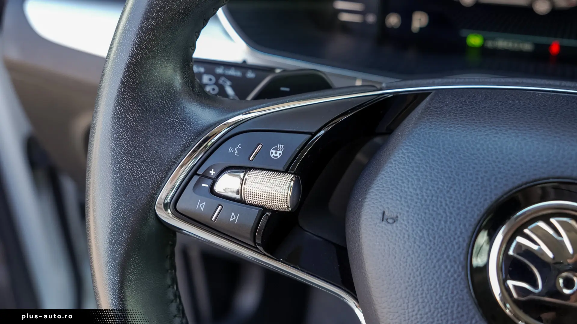 SKODA Superb 2022 — imagine 23