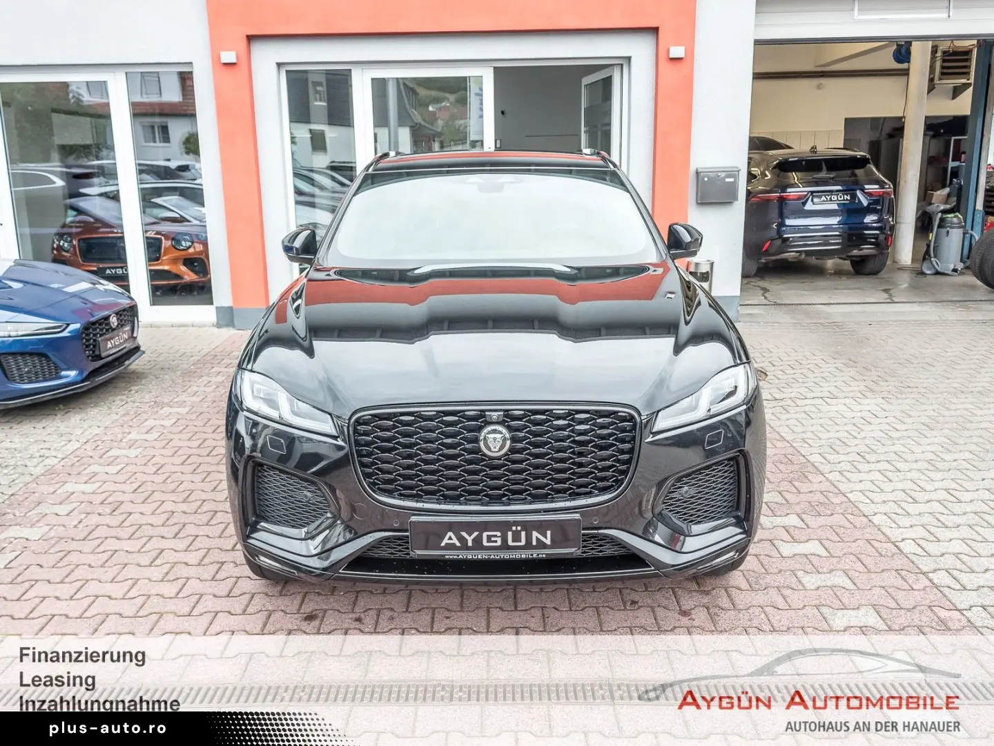JAGUAR F-PACE D300 R-Dynamic SE 90th Edit AHK Pano HUD