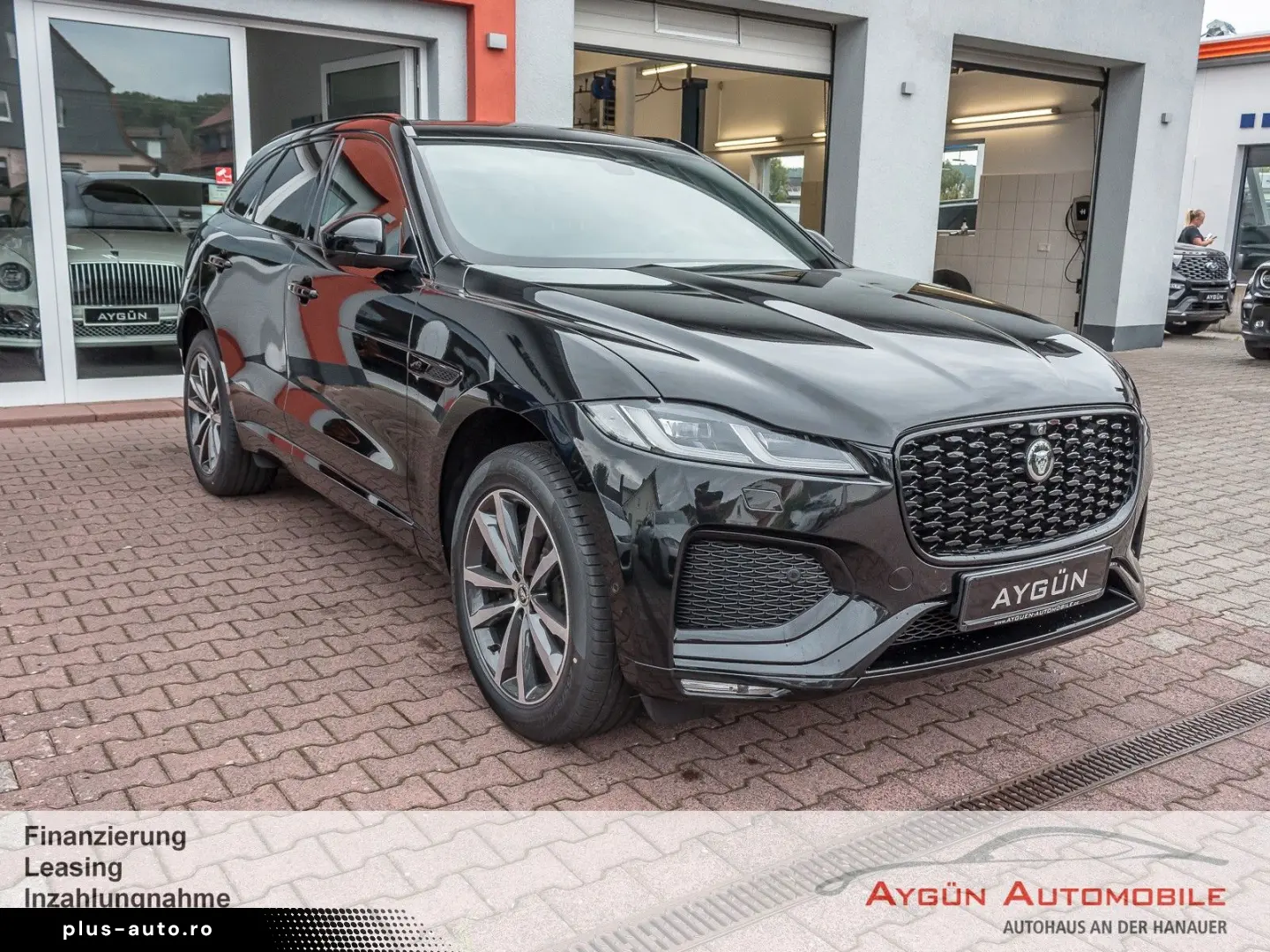 JAGUAR F-PACE D300 R-Dynamic SE 90th Edit AHK Pano HUD