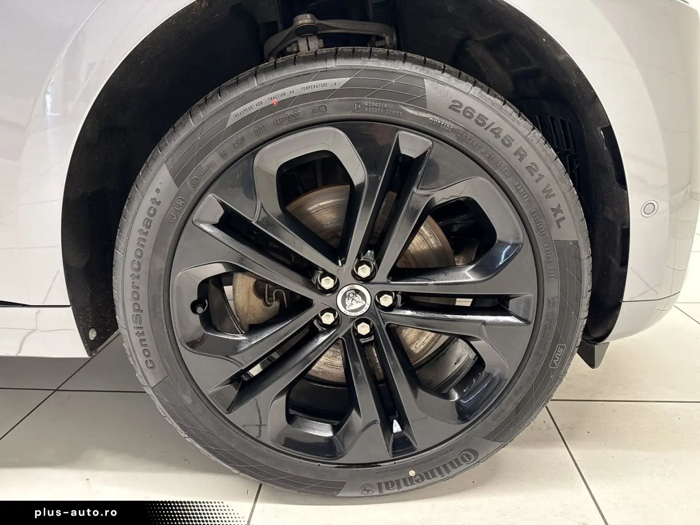 JAGUAR F-Pace D300 R-Dynamic HSE AWD 90th Anniv. Ed AHK
