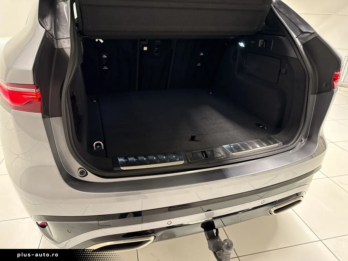 JAGUAR F-Pace D300 R-Dynamic HSE AWD 90th Anniv. Ed AHK