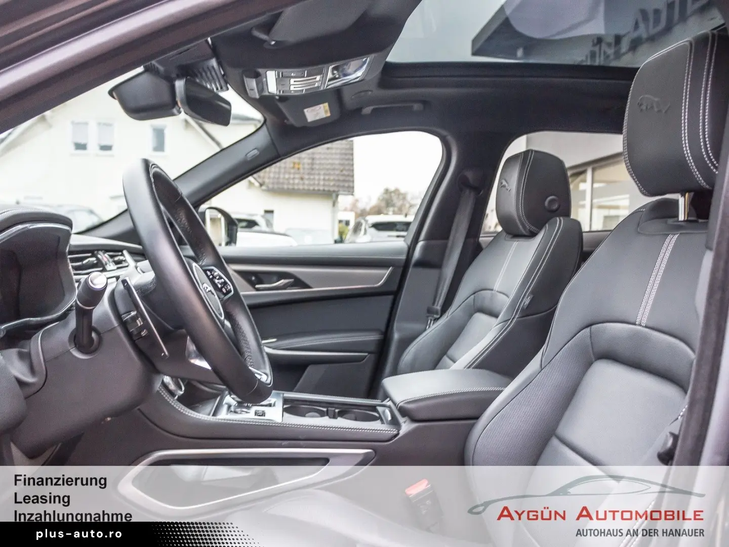 JAGUAR F-PACE D300 R-Dynamic SE 90th Edit AHK Pano HUD