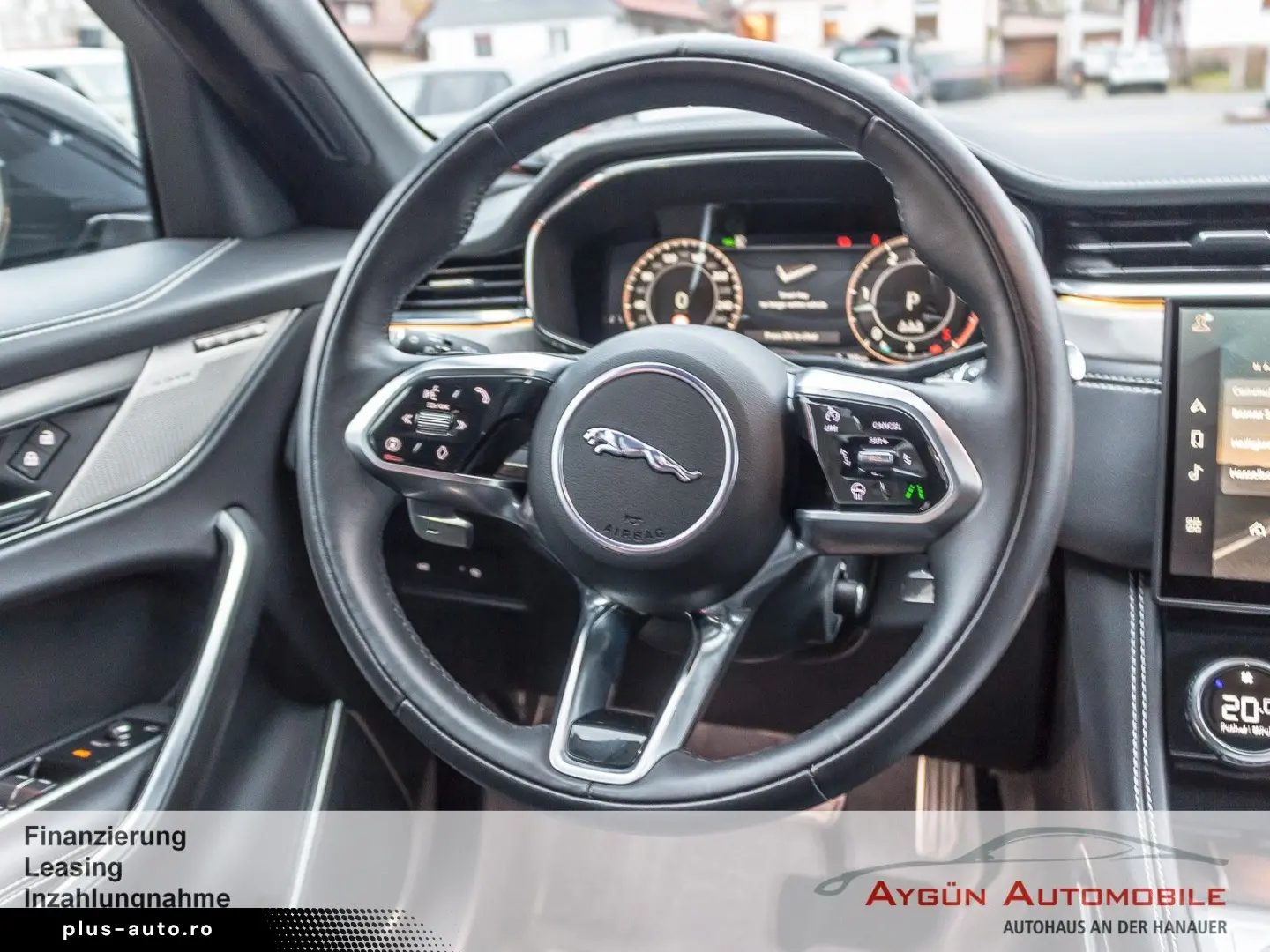 JAGUAR F-PACE D300 R-Dynamic SE 90th Edit AHK Pano HUD