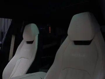 LAMBORGHINI Urus S   B&O   AHK   Night   HuD   Pano   Beige