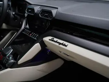 LAMBORGHINI Urus S   B&O   AHK   Night   HuD   Pano   Beige