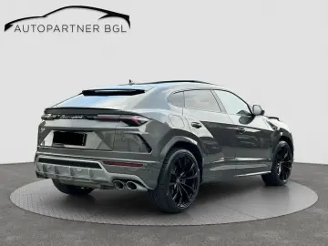 LAMBORGHINI Urus 4.0 KERAMIK B&O MASSAGE PANO HUD