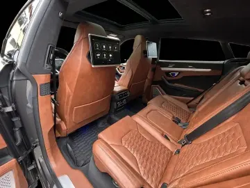 LAMBORGHINI Urus 4.0 KERAMIK B&O MASSAGE PANO HUD