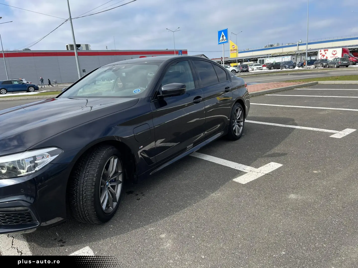 BMW 5 Series 2019 — imagine 3