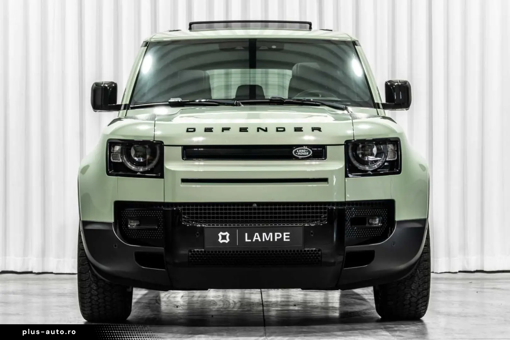 LAND ROVER Defender 110 D300 75th Limited Edition