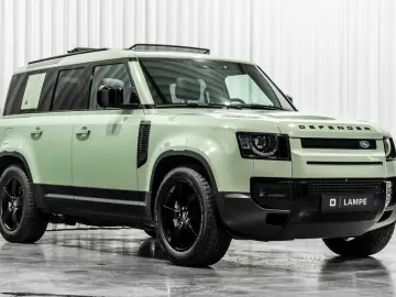 LAND ROVER Defender 110 D300 75th Limited Edition