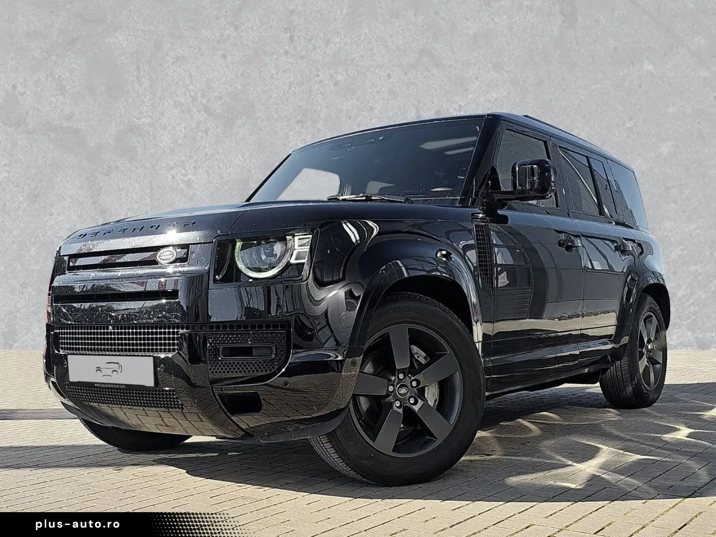 LAND ROVER Defender 110 D300 X-Dynamic SE