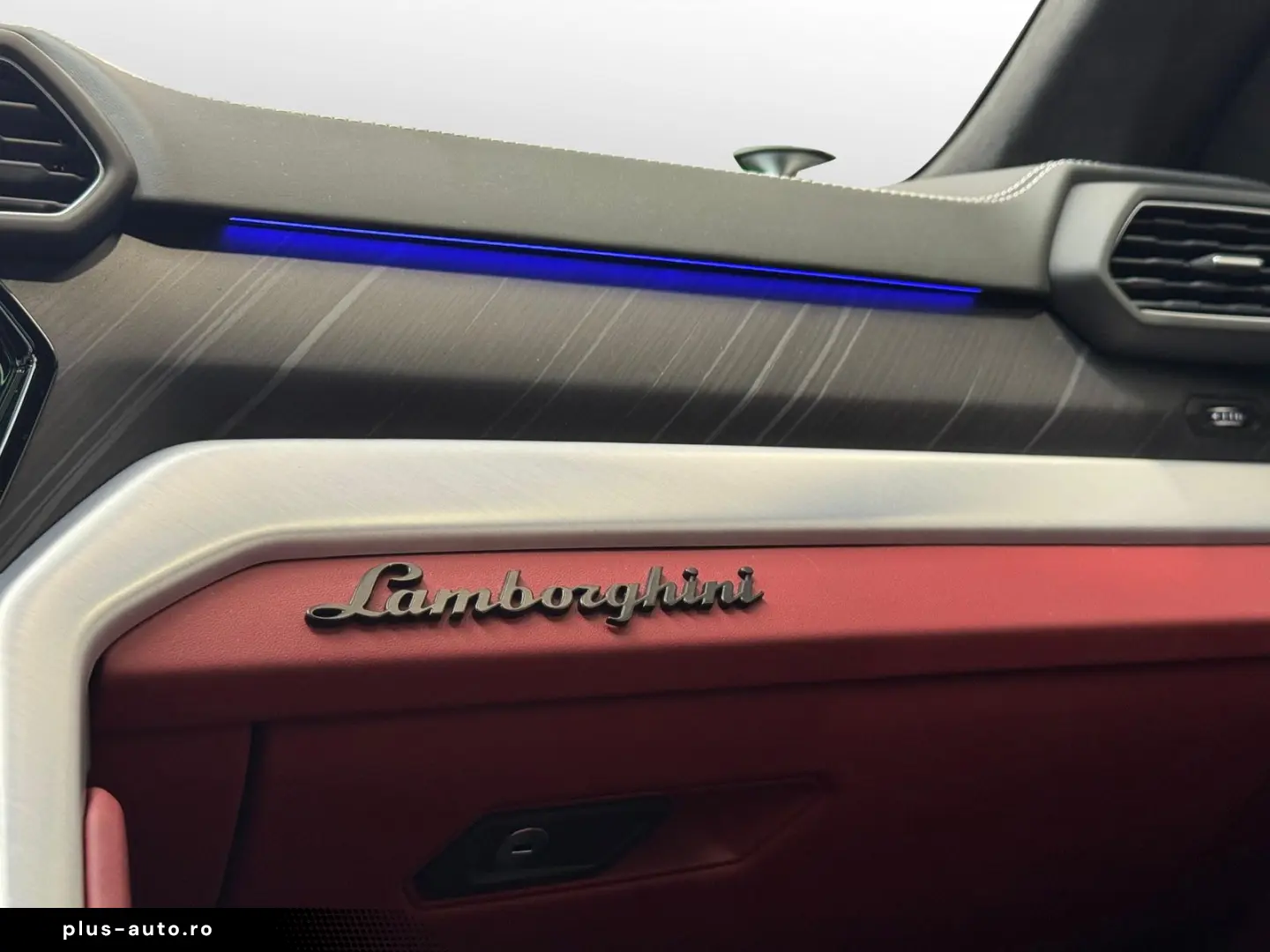 LAMBORGHINI URUS 2024 — imagine 12