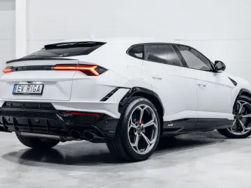 LAMBORGHINI Urus S B&O Pano Night Vision HUD BiCol int