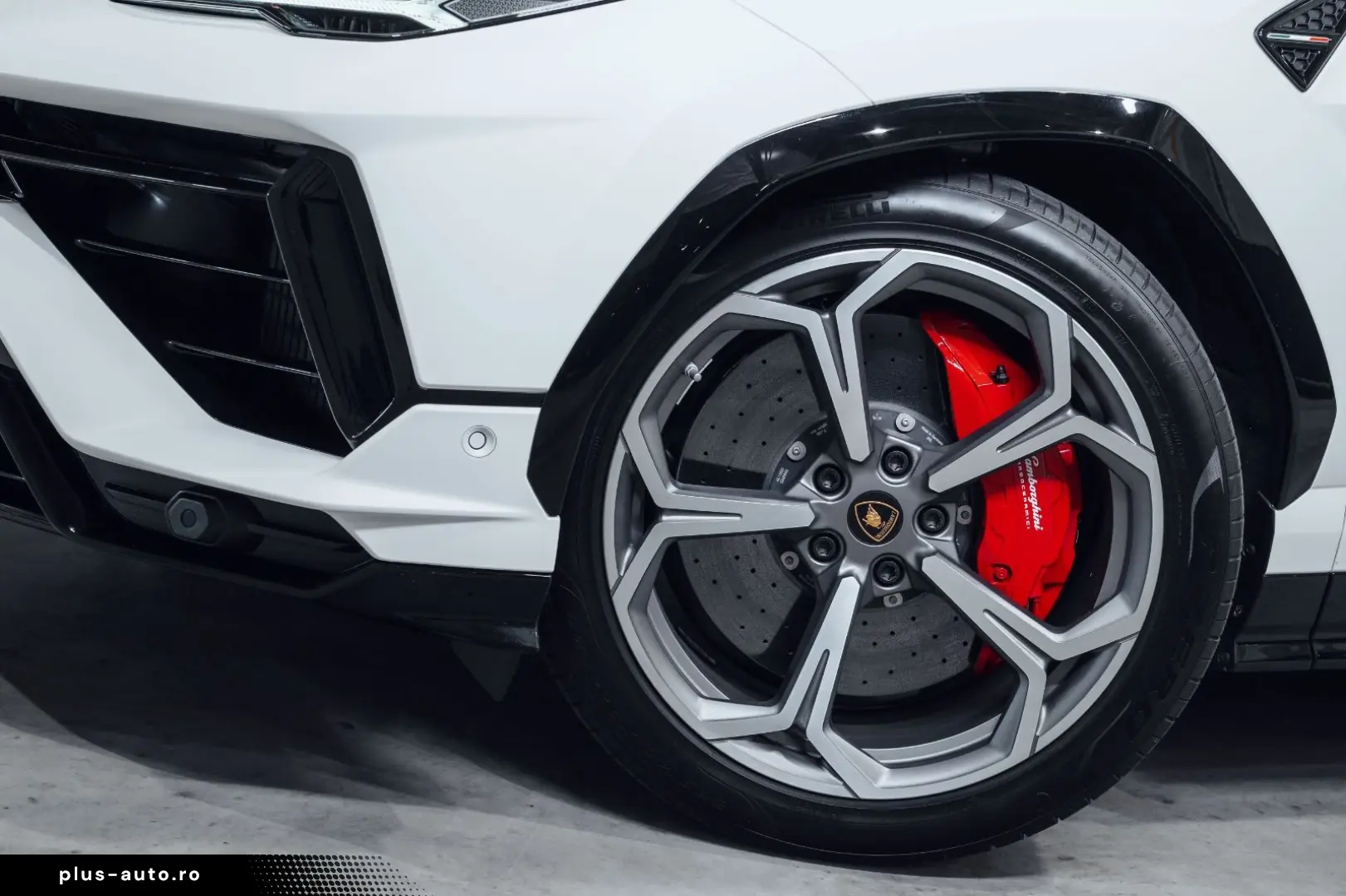 LAMBORGHINI URUS 2023 — imagine 6