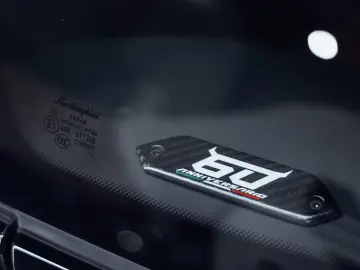 LAMBORGHINI Urus S B&O Pano Night Vision HUD BiCol int