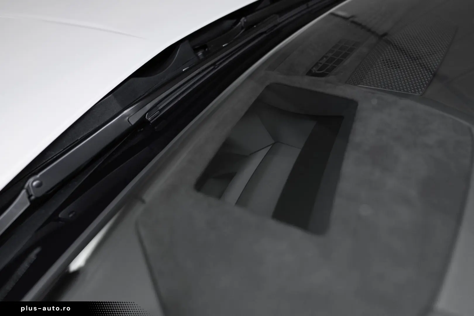 LAMBORGHINI URUS 2023 — imagine 15