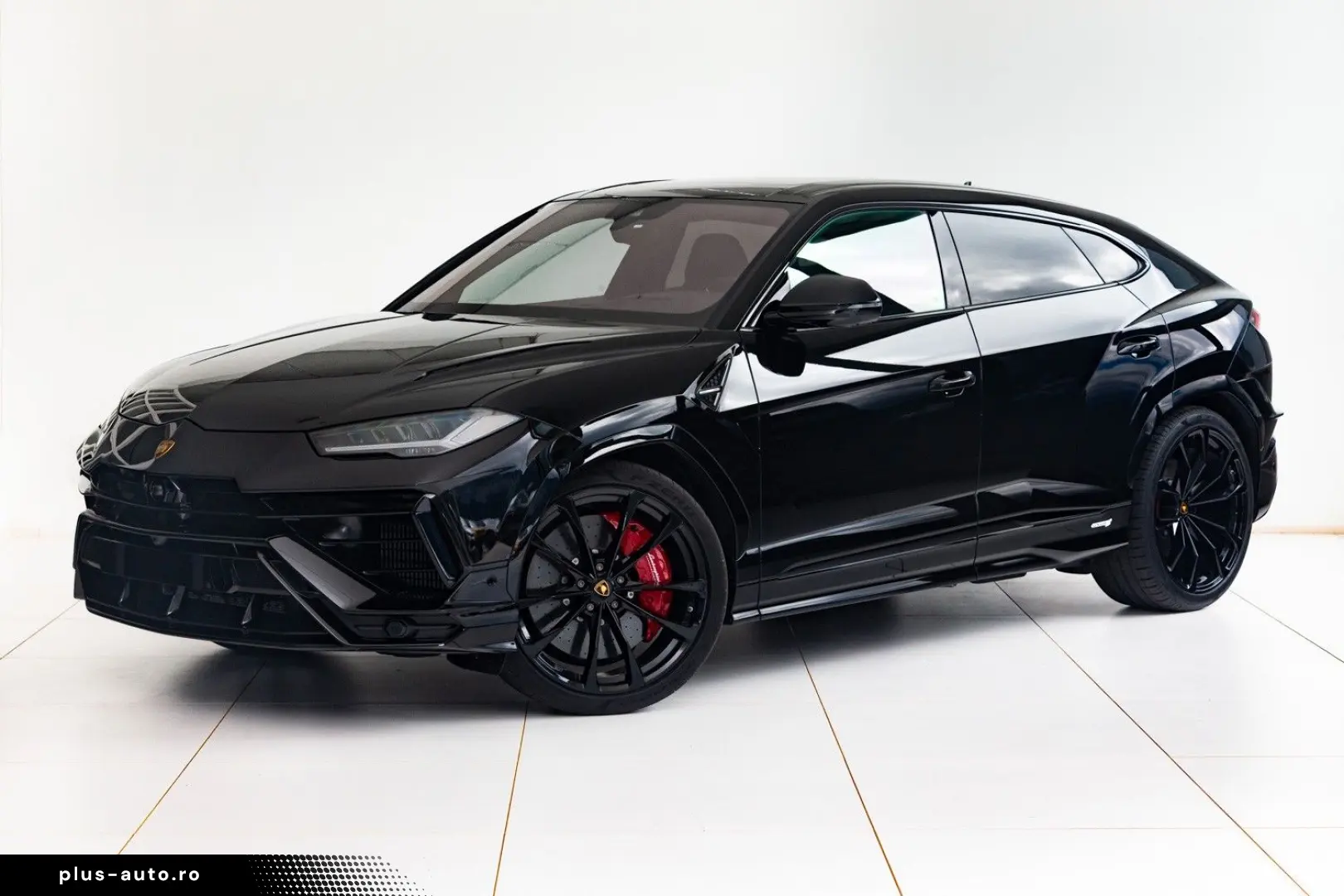 LAMBORGHINI URUS 2023