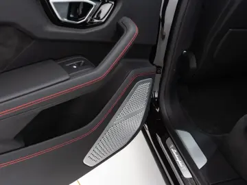 LAMBORGHINI Urus S 60th Anniversary