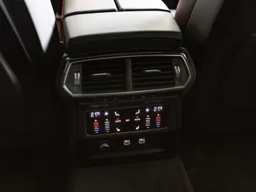 LAMBORGHINI Urus S 60th Anniversary