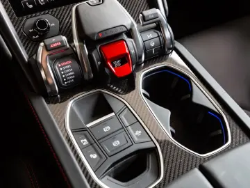 LAMBORGHINI Urus S 60th Anniversary
