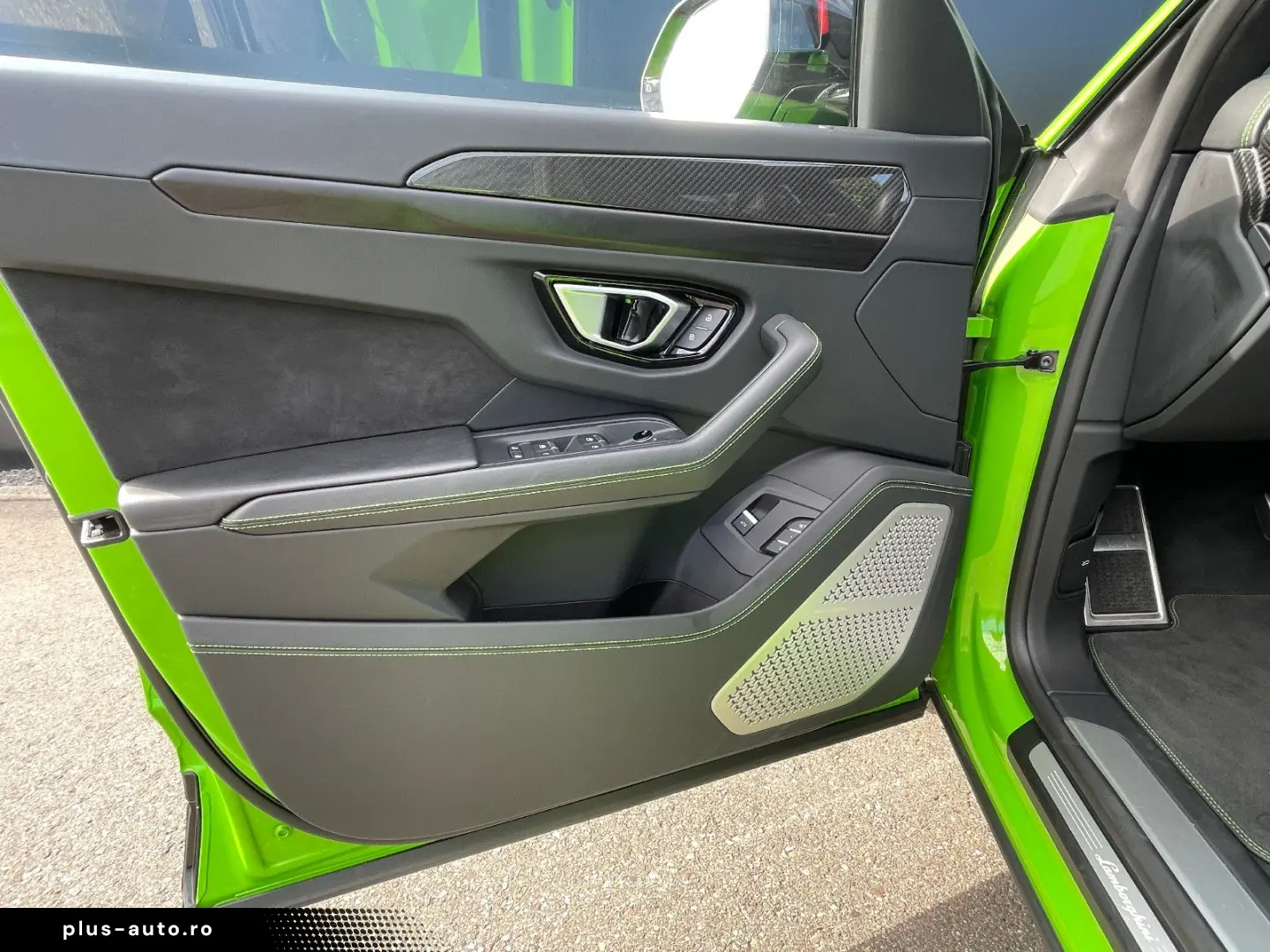LAMBORGHINI URUS 2021 — imagine 21