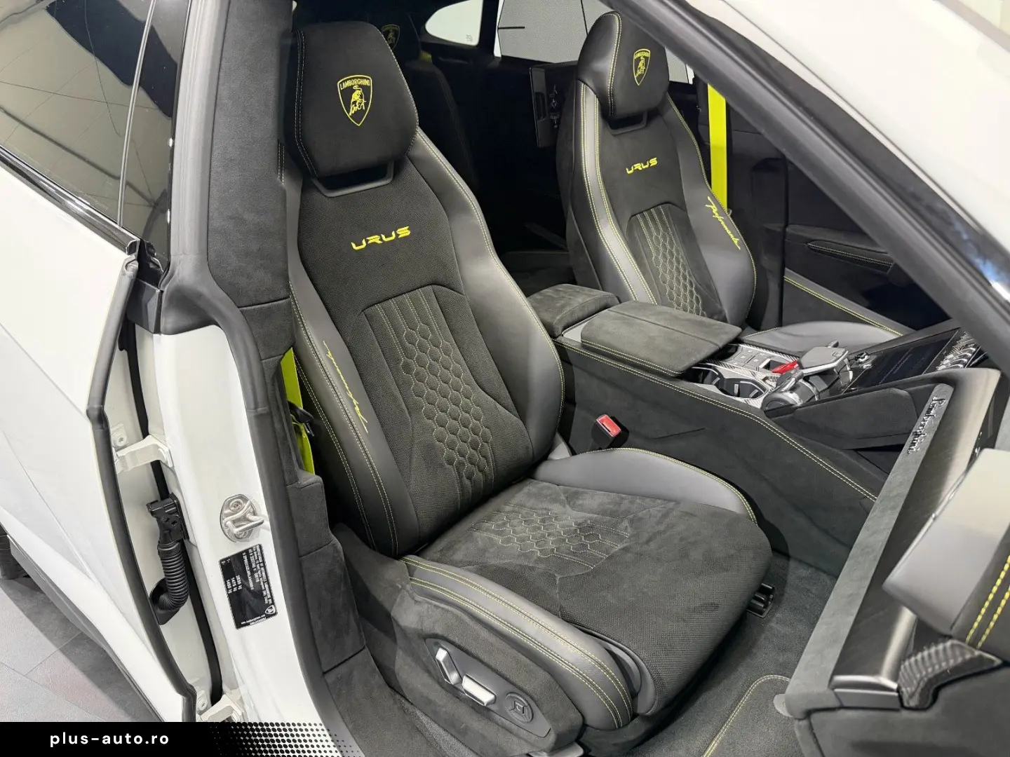 LAMBORGHINI URUS 2025 — imagine 29
