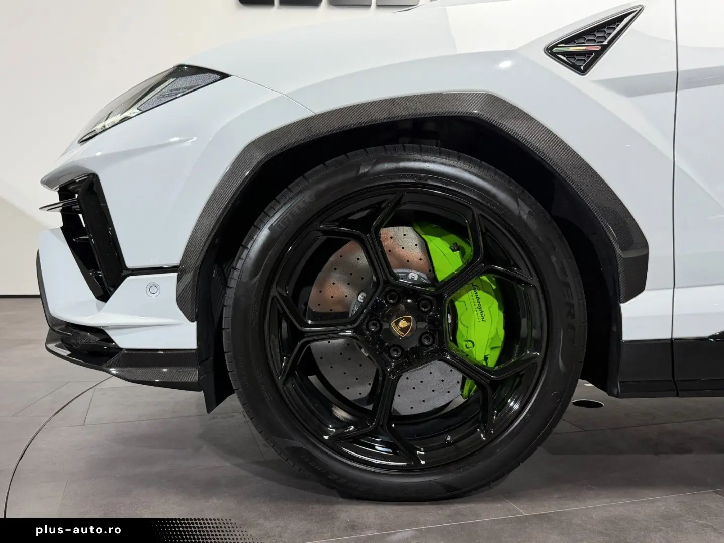 LAMBORGHINI URUS 2025 — imagine 44