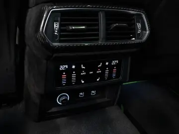 LAMBORGHINI Urus S 4.0 V8 AKRAPOVIC CARBON PANO B&O ACC