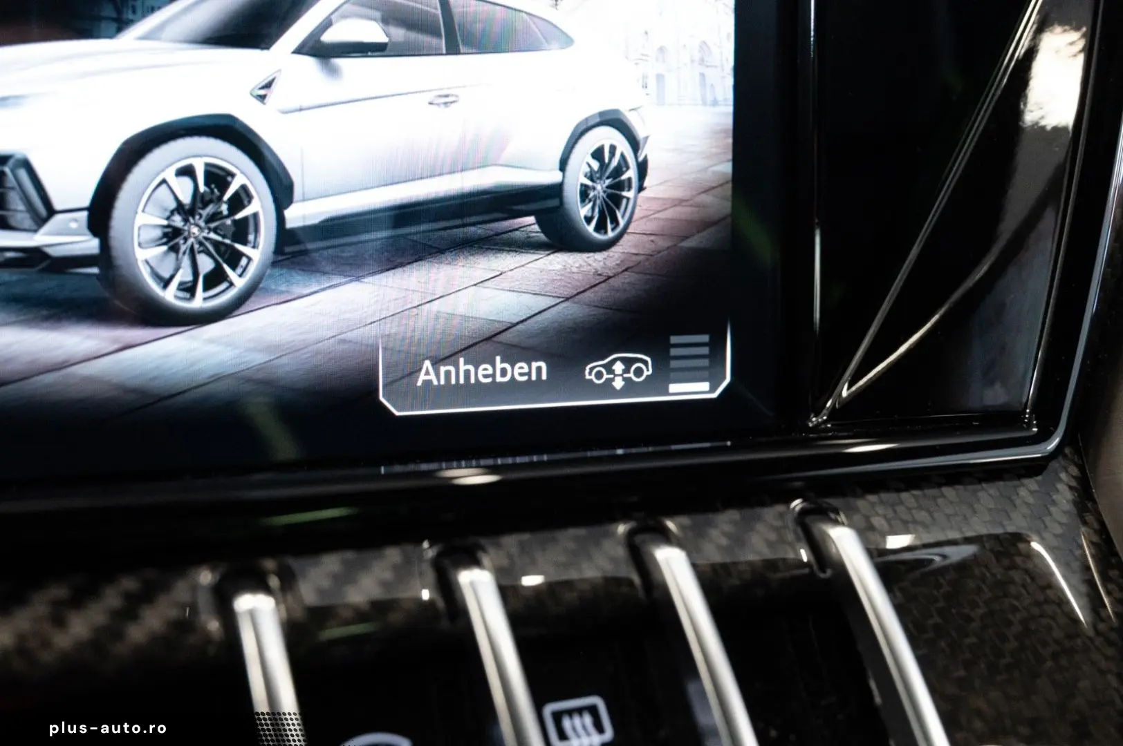LAMBORGHINI URUS 2023 — imagine 31