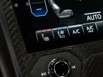 LAMBORGHINI Urus S 4.0 V8 AKRAPOVIC CARBON PANO B&O ACC