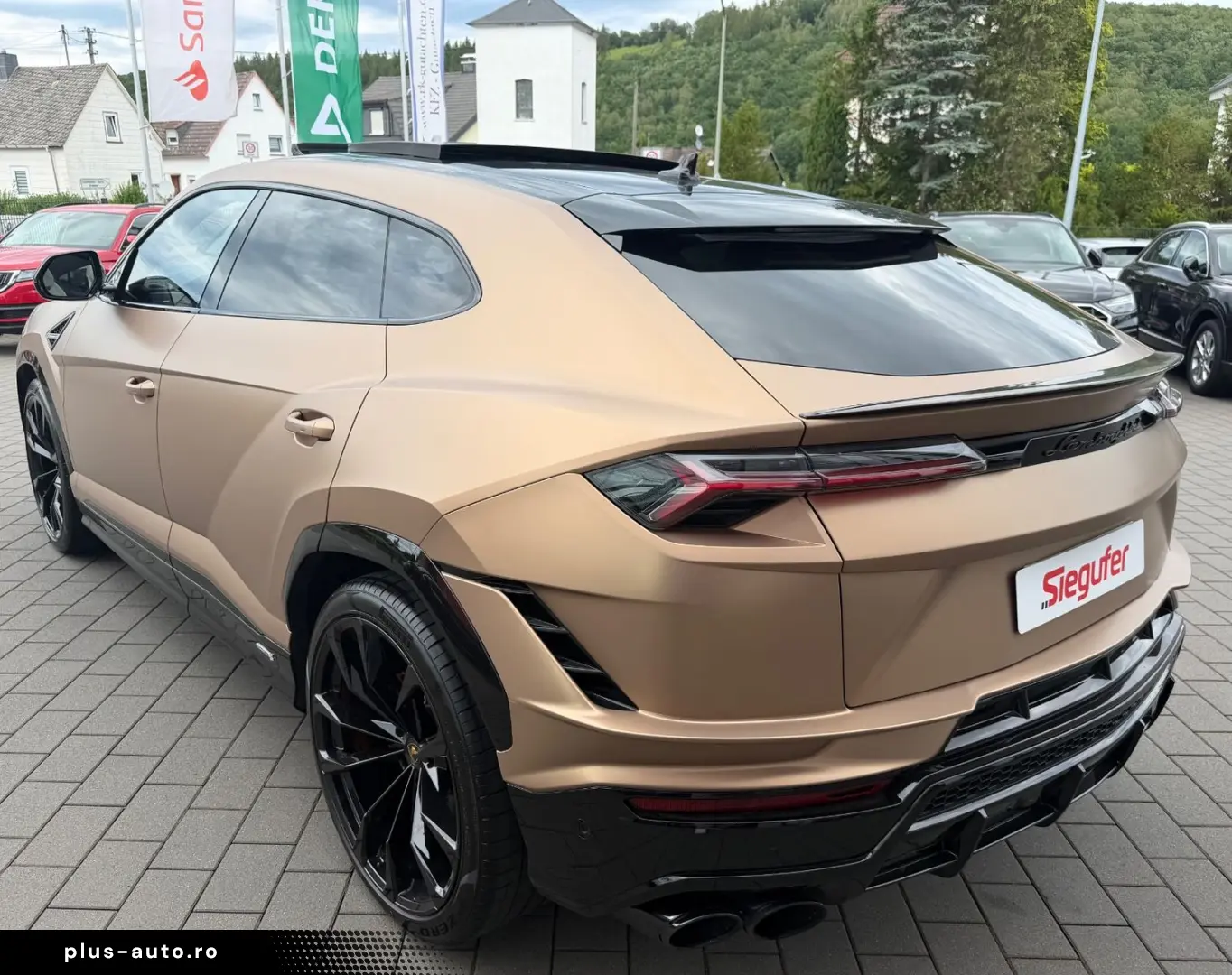 LAMBORGHINI URUS 2023 — imagine 6