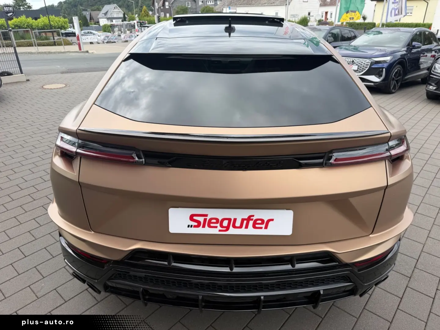 LAMBORGHINI URUS 2023 — imagine 7