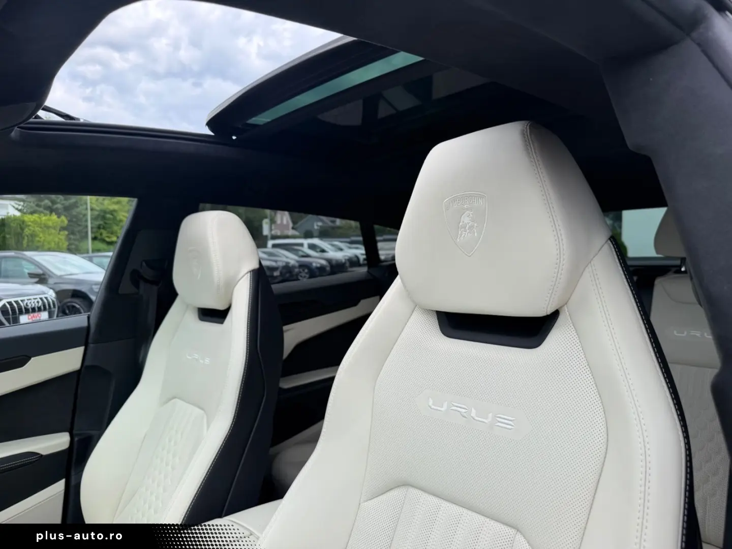 LAMBORGHINI URUS 2023 — imagine 12