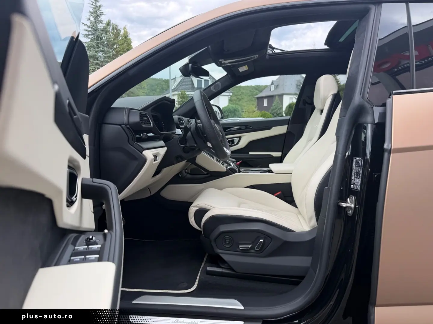LAMBORGHINI URUS 2023 — imagine 14