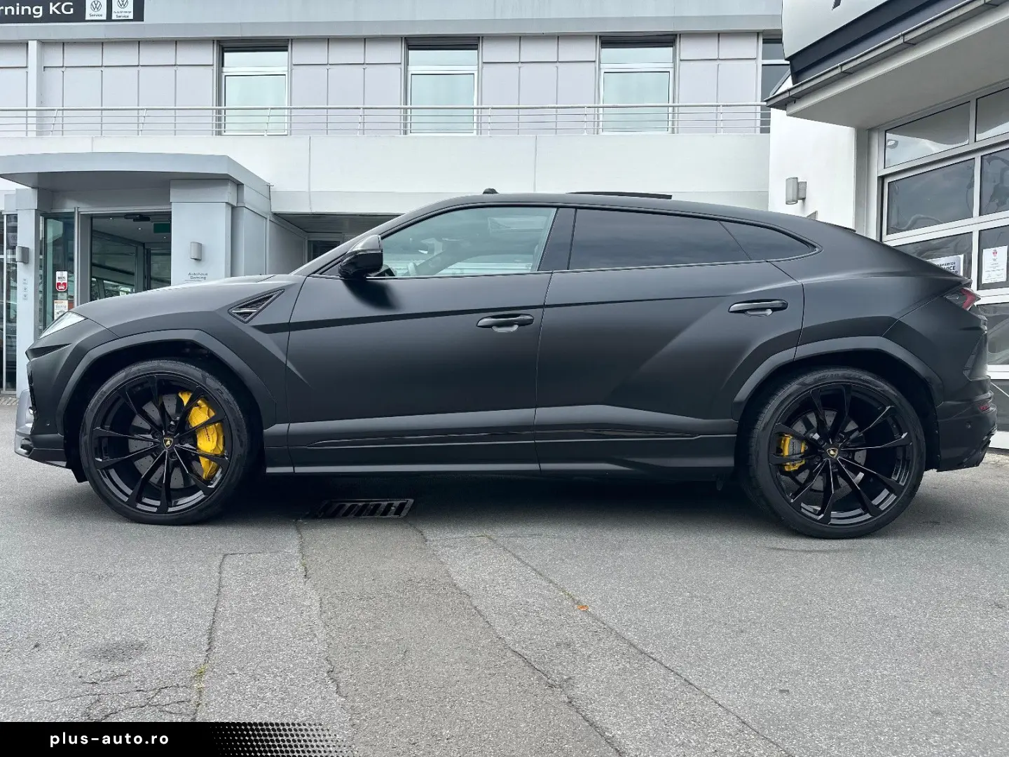 LAMBORGHINI URUS 2022 — imagine 4