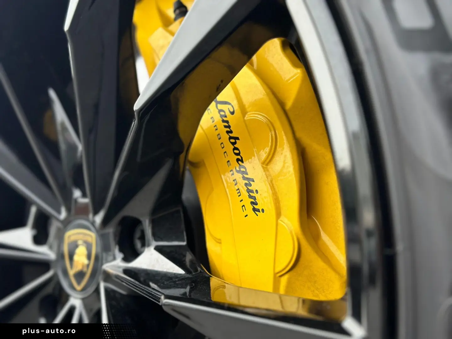 LAMBORGHINI URUS 2022 — imagine 8