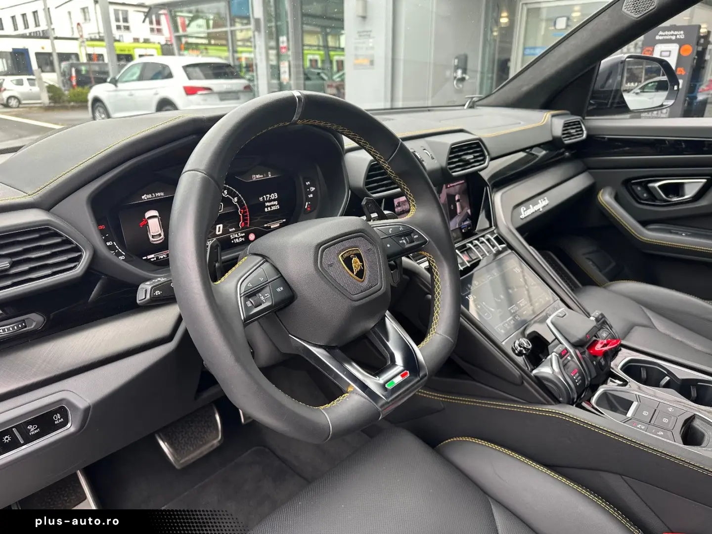 LAMBORGHINI URUS 2022 — imagine 12