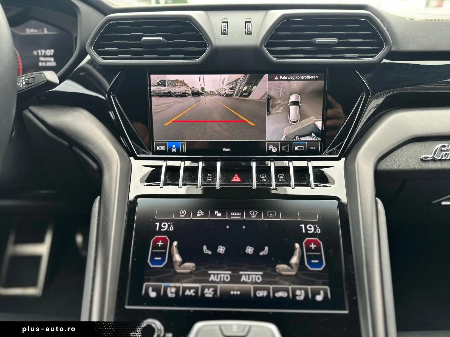 LAMBORGHINI URUS 2022 — imagine 16