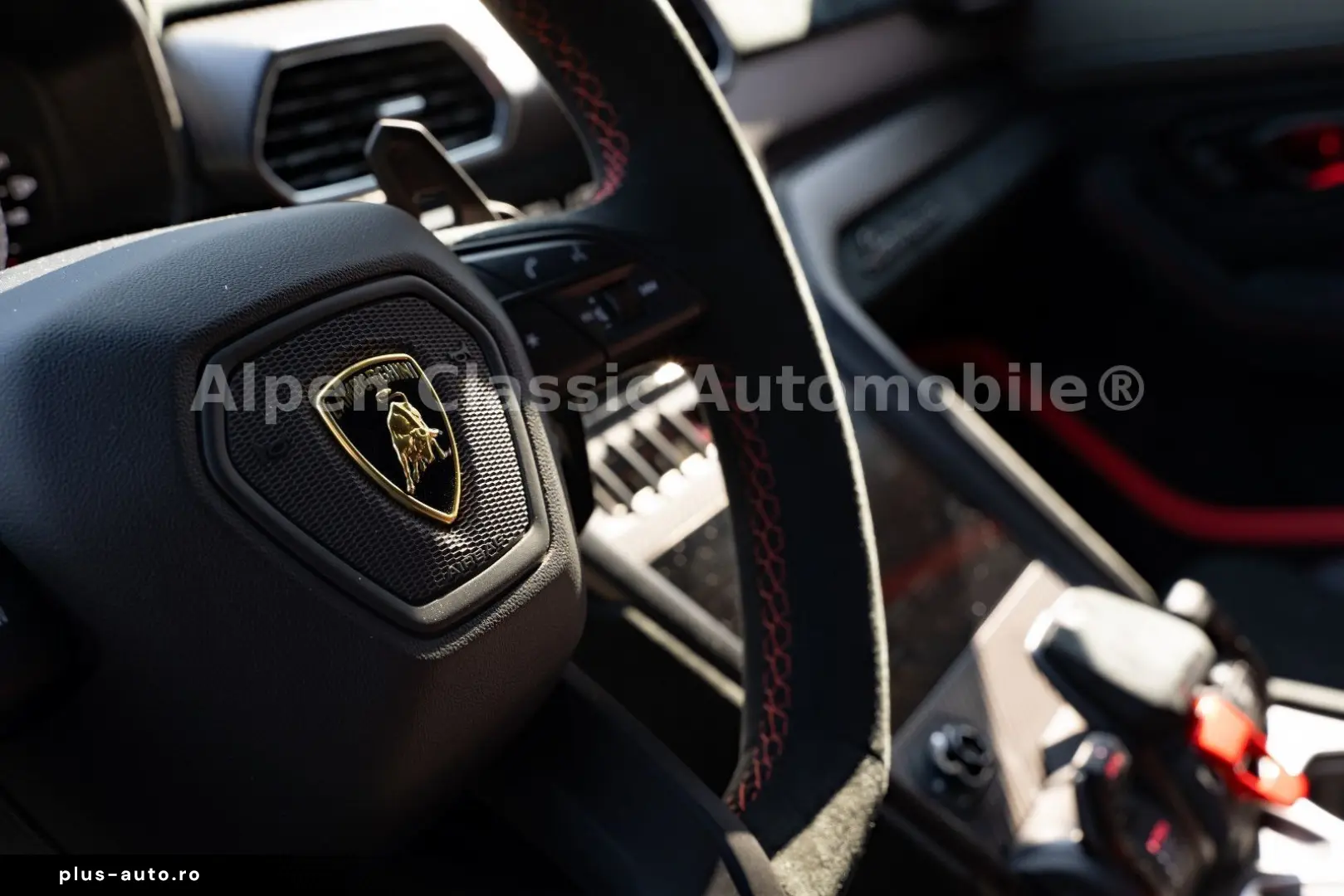 LAMBORGHINI URUS 2023 — imagine 10