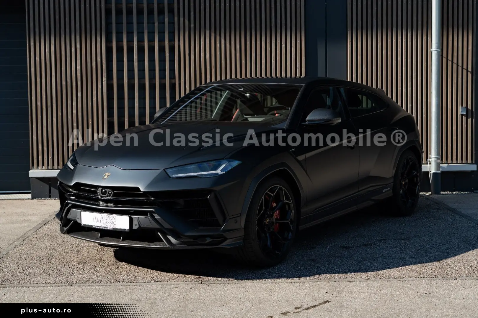 LAMBORGHINI URUS 2023 — imagine 22