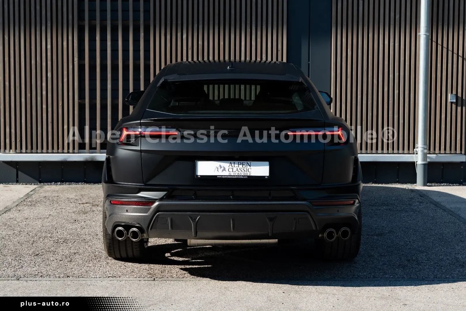 LAMBORGHINI URUS 2023 — imagine 25
