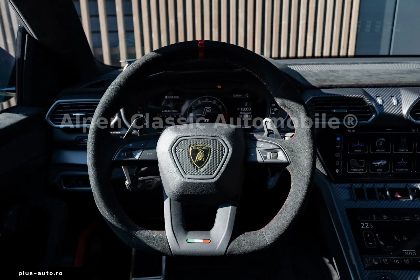 LAMBORGHINI URUS 2023 — imagine 30