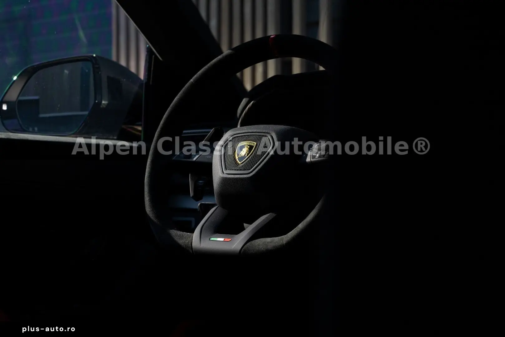 LAMBORGHINI URUS 2023 — imagine 34