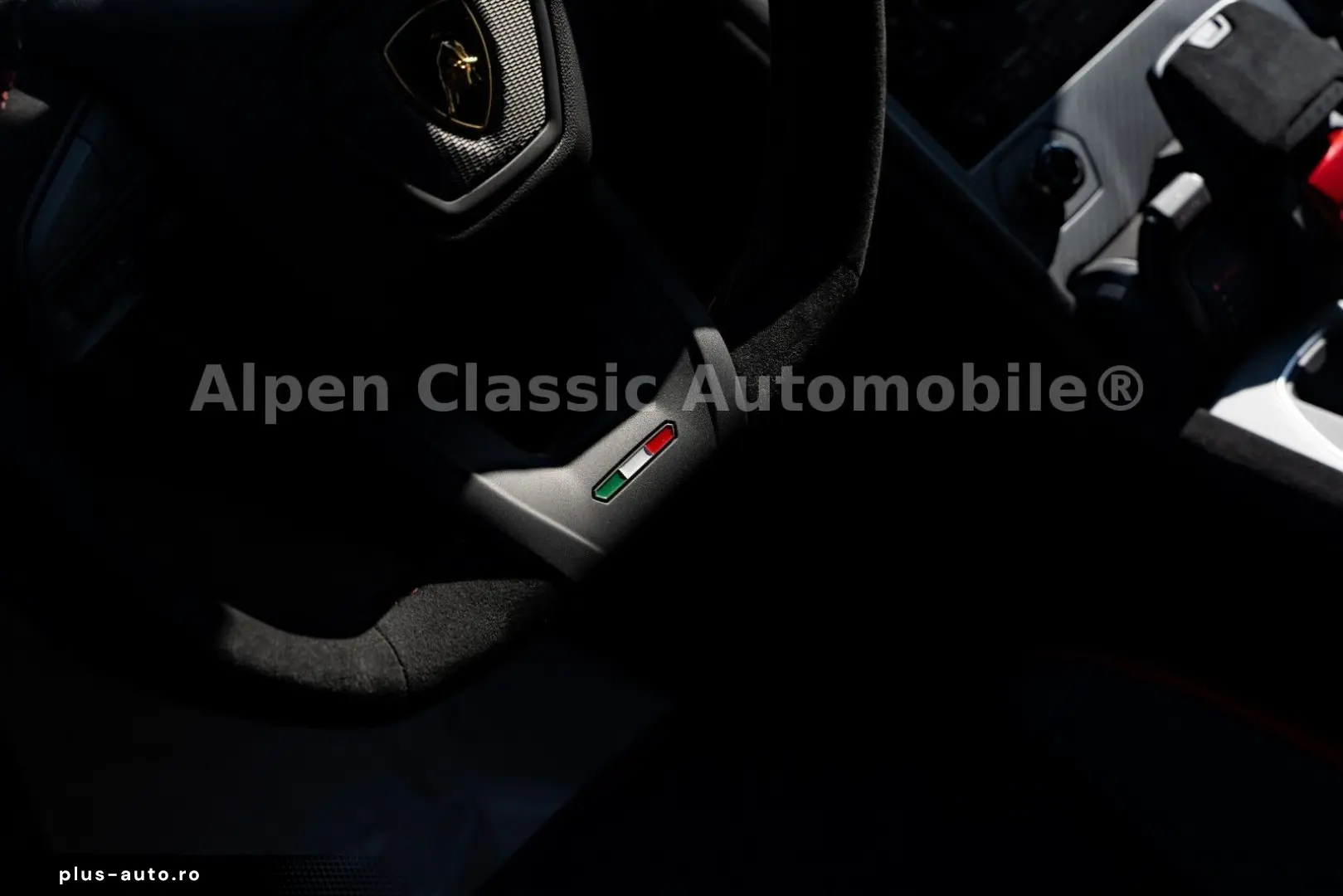 LAMBORGHINI URUS 2023 — imagine 39