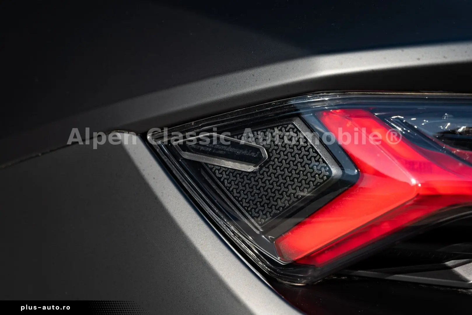 LAMBORGHINI URUS 2023 — imagine 40