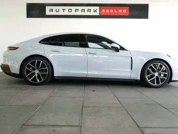 PORSCHE Panamera 4 E-Hybrid Sitzklima HAL HUD PAO 360