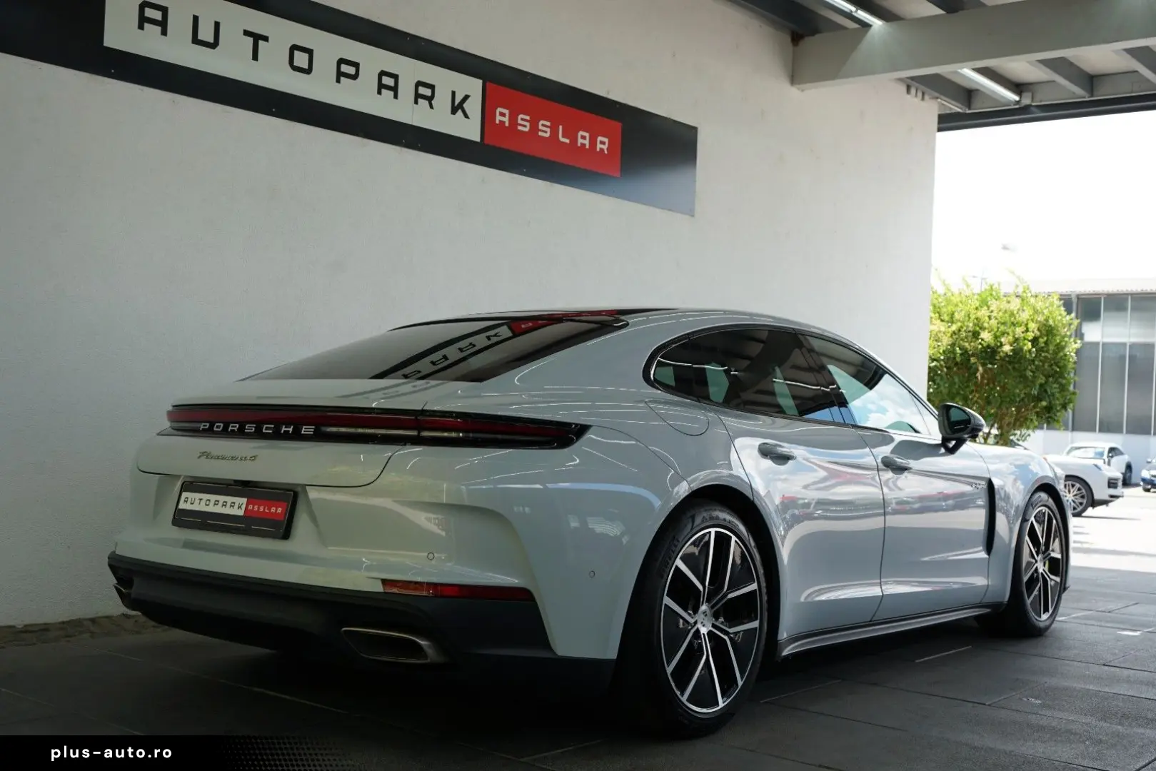 PORSCHE Panamera 4 E-Hybrid Sitzklima HAL HUD PAO 360